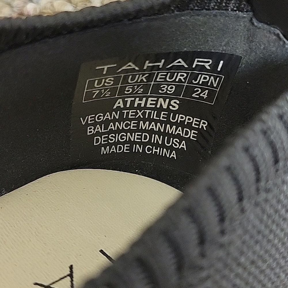 Tahari Athens Black Vegan Upper Fabric Flats Sz 7.5 Office Business lightweight - Picture 7 of 7